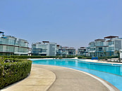 VENTA DE ESPECTACULAR DUPLEX CON AMPLIA TERRAZA PISCINA Y VISTA AL MAR