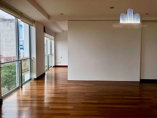 OPORTUNIDAD! SE VENDE MODERNO FLAT DE DOS DORM. EN SAN ISIDRO LINDA VISTA A LA CIUDAD