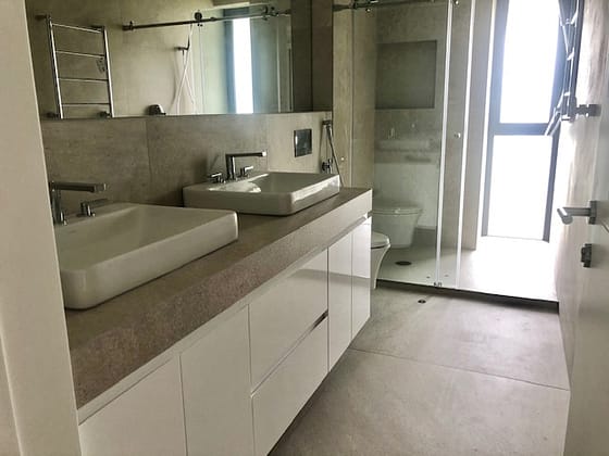 ULTIMOS DUPLEX CON TERRAZA DE ESTRENO CON FINOS ACABADOS Y EQUIPADOS