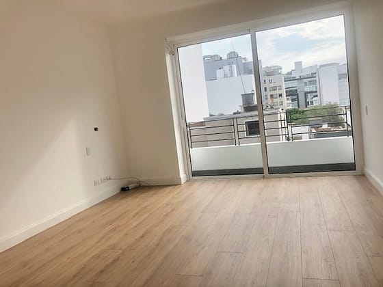 OPORTUNIDAD! ARQ. MARIO LARA ESTRENO ENTREGA INMEDIATA CERCA AL OVALO GUTIERREZ