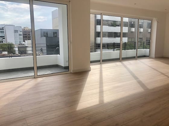 OPORTUNIDAD! ARQ. MARIO LARA ESTRENO ENTREGA INMEDIATA CERCA AL OVALO GUTIERREZ