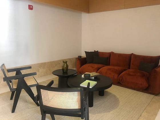 FRENTE A PARQUE DE ESTRENO 1ER PISO TIPO CASA CON TERRAZA FINOS ACABADOS